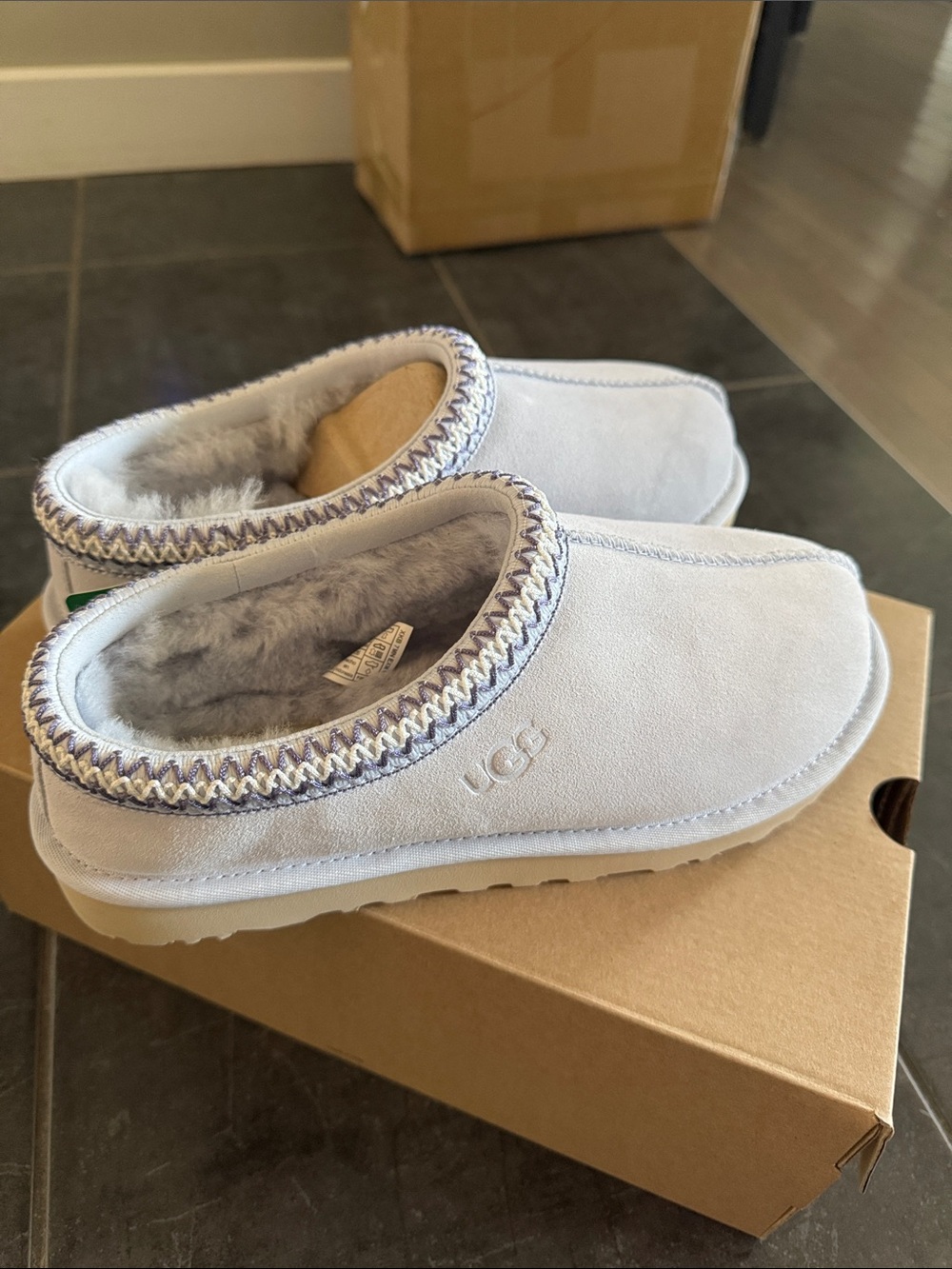 Brand New UGG Women's Tasman in Light Blue with Tan Sole - Picture 6 of 10